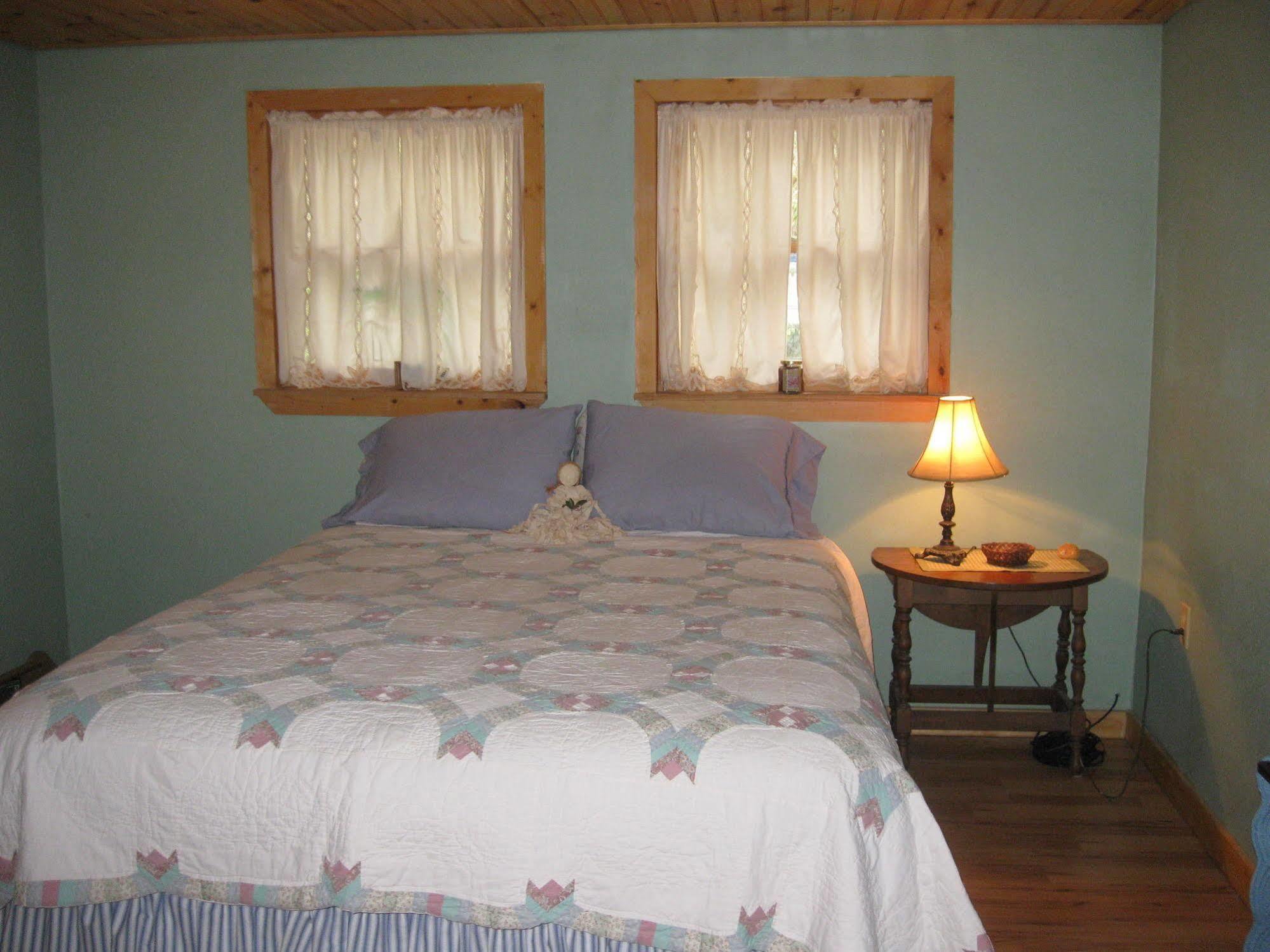 Buffalo Creek Bed And Breakfast Robbinsville Eksteriør billede