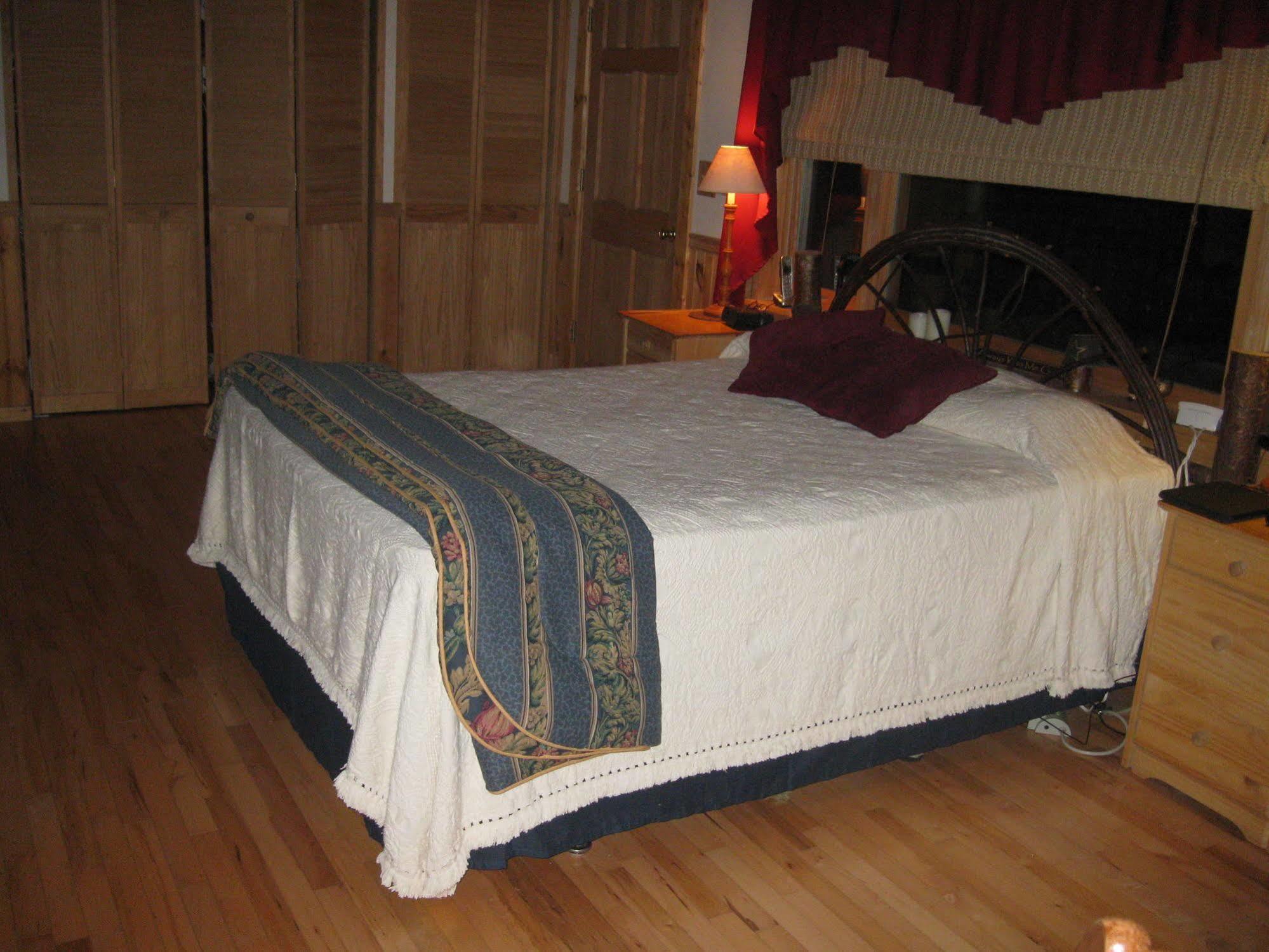 Buffalo Creek Bed And Breakfast Robbinsville Eksteriør billede