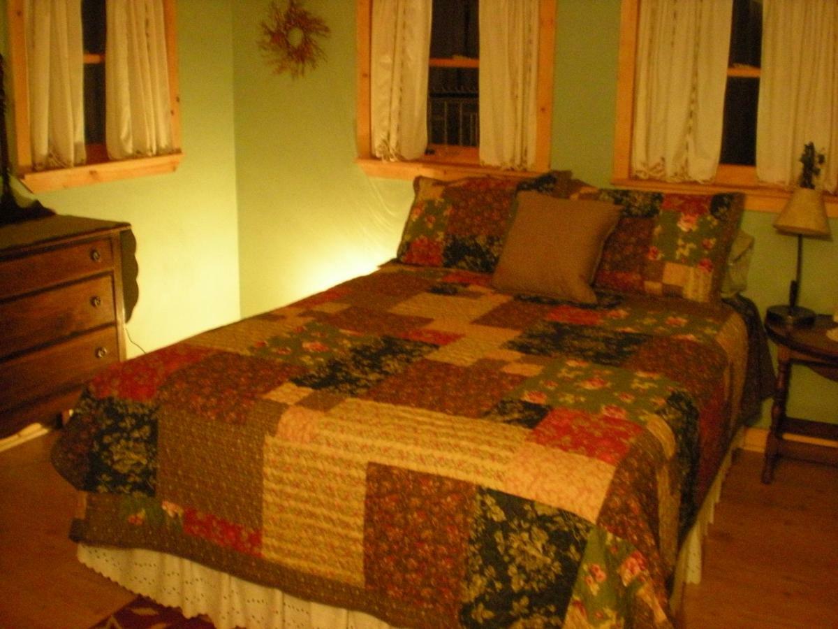 Buffalo Creek Bed And Breakfast Robbinsville Eksteriør billede